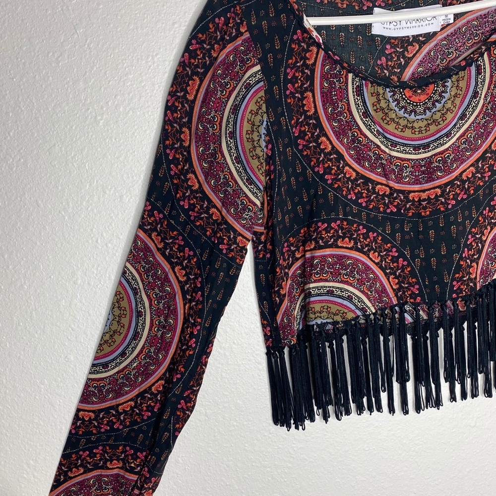 ‼️SOLD‼️GYPSY LOVE BOHO FRINGE PRINTED CROP TOP - Picture 6 of 6